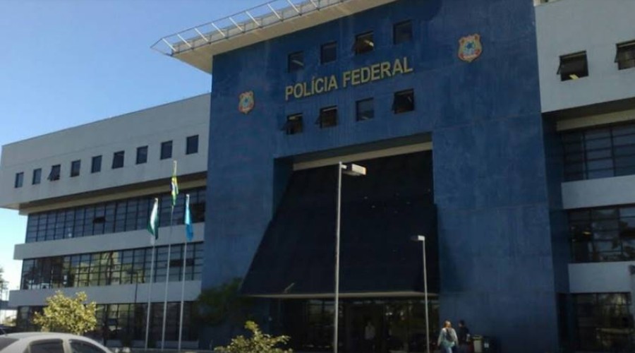 À espera de Lula: dormitório de cobertura da PF é transformado em cela
