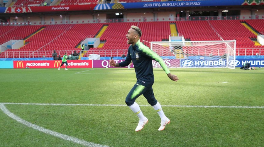 Messi passou, Cristiano Ronaldo também… só falta o Neymar