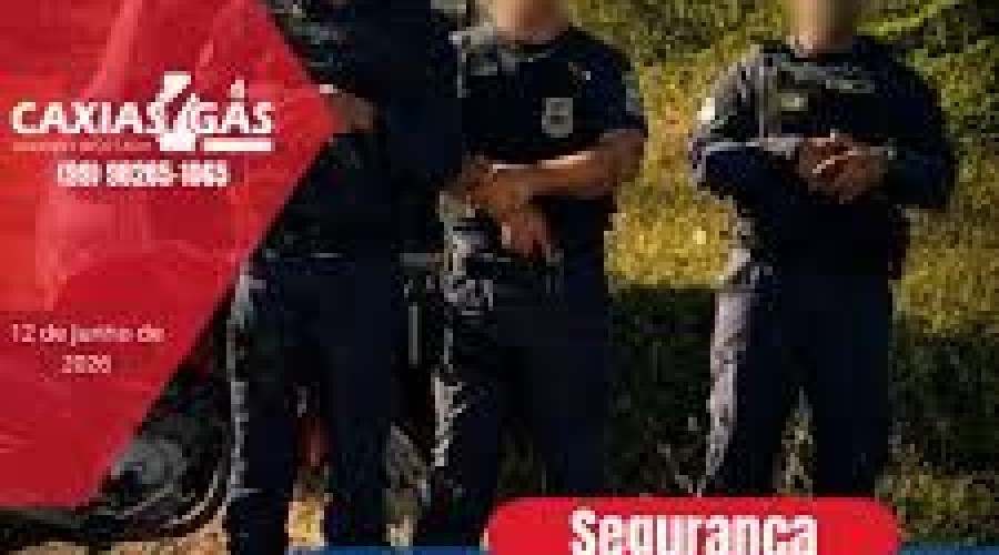 Moto furtada perto de banco é encontrada abandonada em matagal no bairro Baixinha