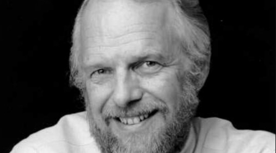 Morre John Warnock, cofundador da Adobe, aos 82 anos