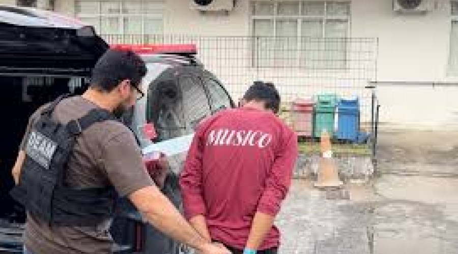 Pai e avô: Preso suspeito de estuprar e engravidar duas irmãs ( elas deram luz as  criança ) adolescentes em Santa Rita