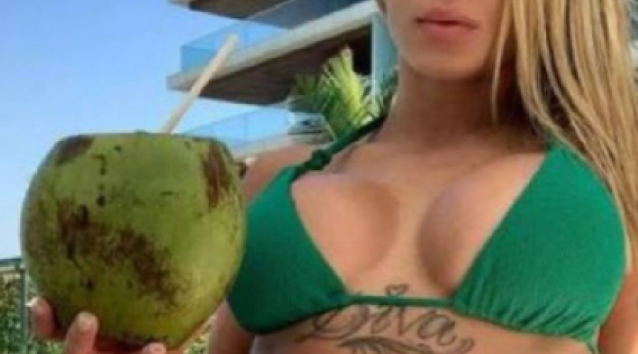 Conheça a mulher que estava no quarto com MC Kevin: 'Deusa do Oral'