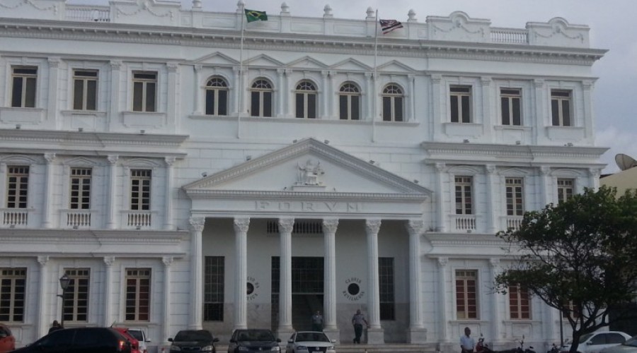 Desembargadores maranhenses receberam mais de R$200 mil em janeiro