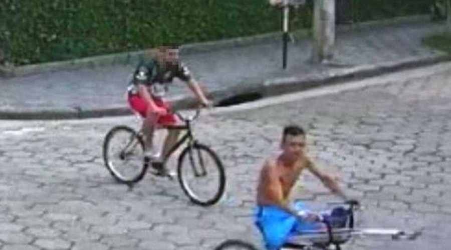 Assista ao Vídeo: Após perder perna em assalto, ladrão utiliza muletas em novos roubos