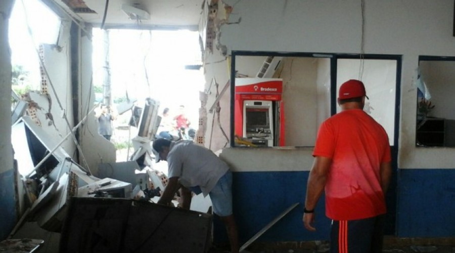 Tiroteio intenso e explosão de bancos deixam cidades do Maranhão em pânico