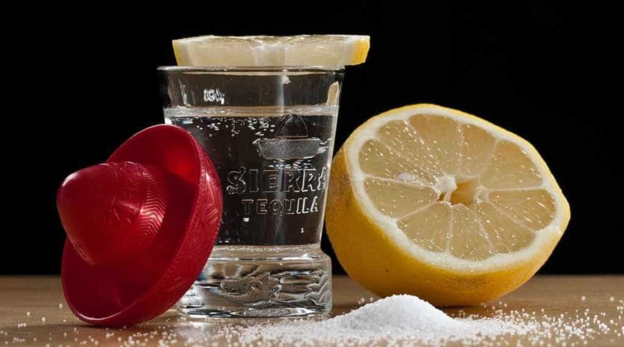 Conheça 7 bebidas alcoólicas que são inimigas da pele