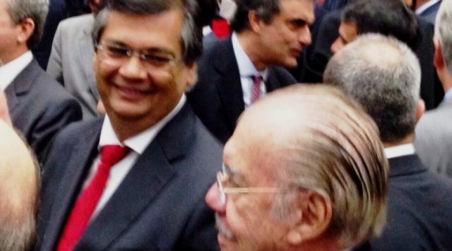 Desafio: se aparecer um aliado de Flávio Dino que nunca mamou ou nem esteve com Sarney, eu fecho o Blog mais lido Maranhão