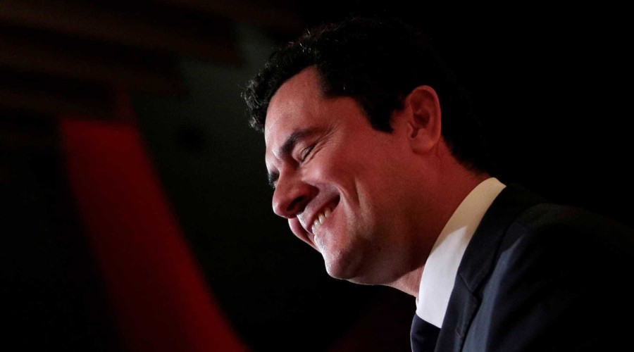 Moro é exemplo de brasileiro ao planeta, diz Nobel de Literatura