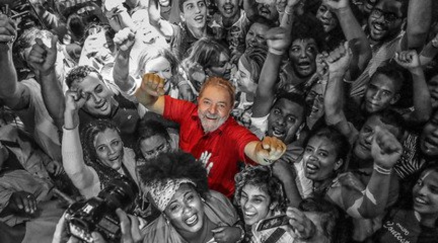 Lula vai eleger governadores do Nordeste no 1º turno, diz Ibope