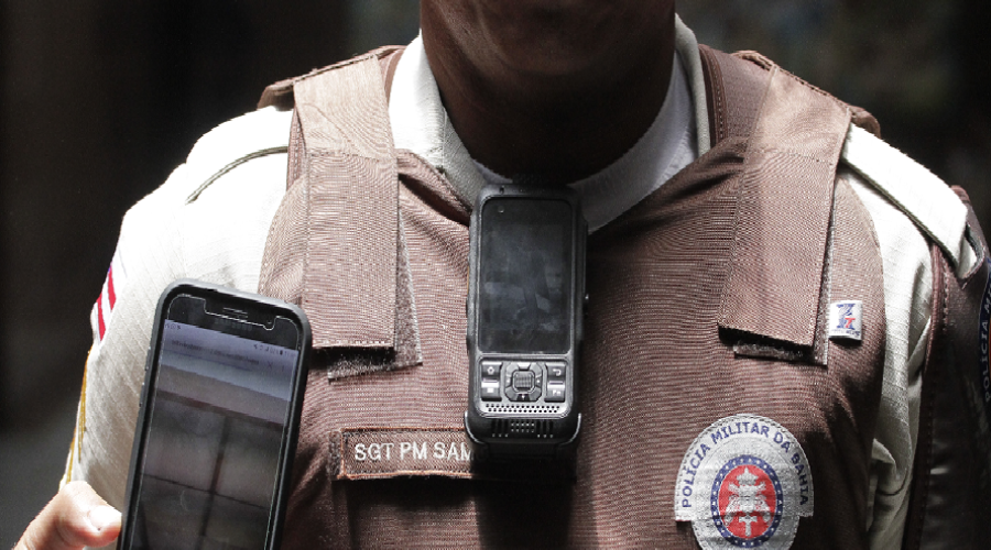 Policiais militares terão câmeras presas às fardas no Carnaval