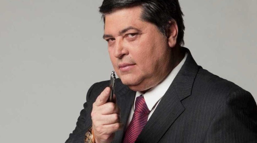 Após desmaio na Band, Datena grava programa no 'sacrifício'