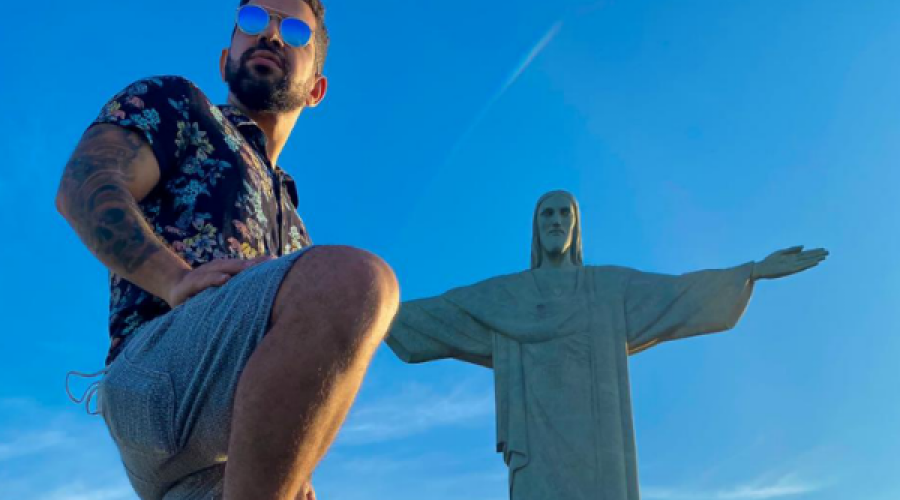 “Deixa de Onda”, de Dennis DJ, bomba nas plataformas