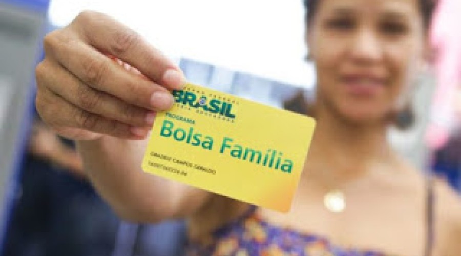 Bolsa Família: Caixa paga 3ª parcela do Auxílio para novo grupo nesta quinta-feira (24)