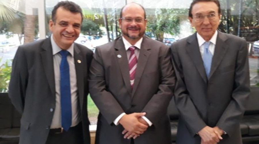 Pastor Bel trai o senador Edison Lobão e os evangélicos do Maranhão