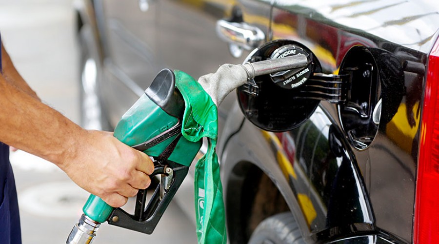 Novo aumento da Petrobras deixa gasolina 2,5% mais cara nas refinarias