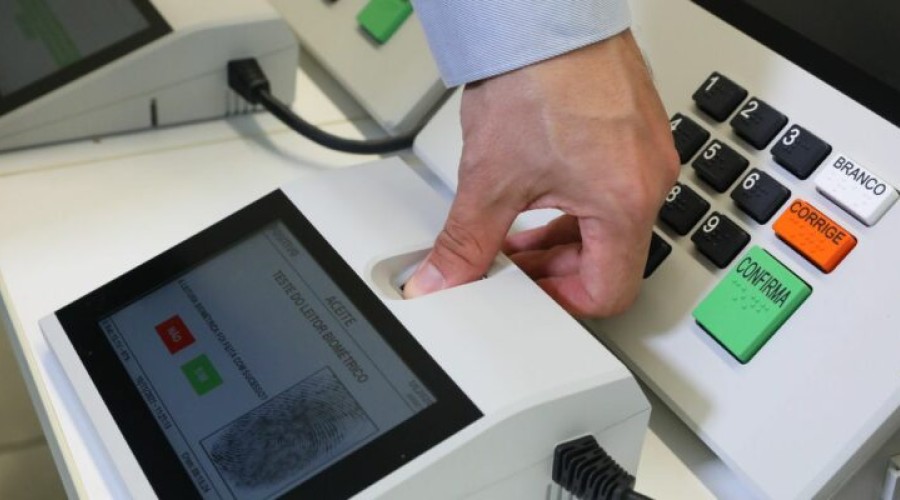 Voto em trânsito é opção para quem perdeu prazo de transferir título