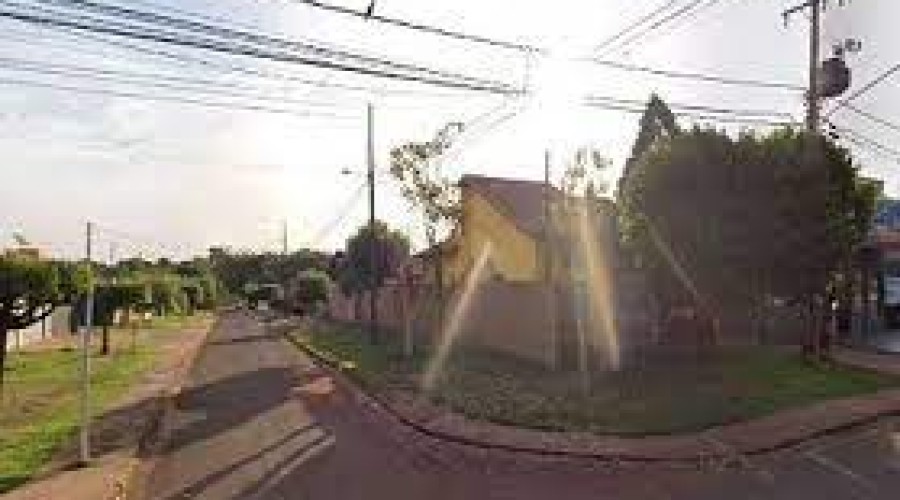 Homem se irrita com bom dia, persegue e atira contra três jovens em cidade do MS