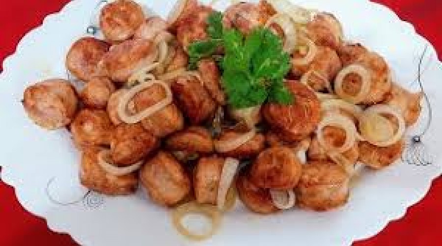 Dica da Cozinha: Pare de fritar linguiças: conheça um truque simples para deixá-las muito mais suculentas