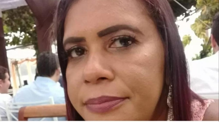 Professora morre ao tomar choque de fio desencapado ao tentar ligar bomba d'água