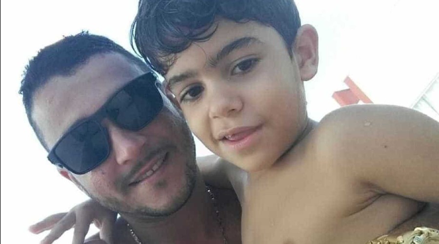 Pai de menino estuprado e morto por pastor: 'cadeia é pouco'