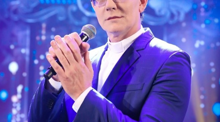 Assista o Vídeo - Lançamento: Padre Manzotti divulga single e anuncia live junina