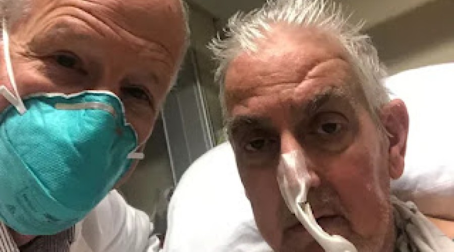 Morre homem que recebeu transplante inédito de coração de porco nos EUA