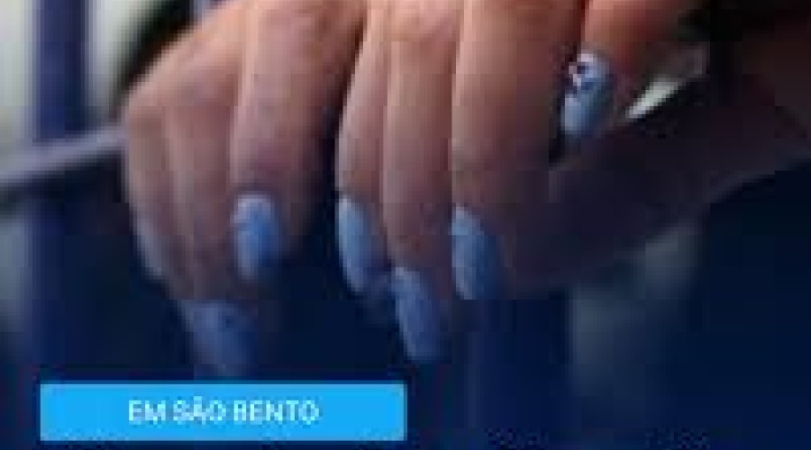 Mãe é presa em hospital após abandonar bebê recém-nascido em matagal