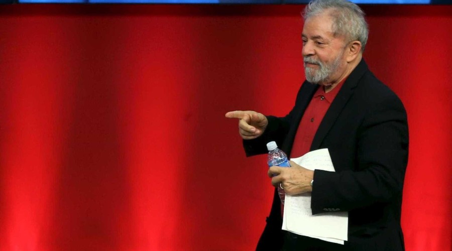 Lula lança livro para falar sobre sua condenação e queda do PT
