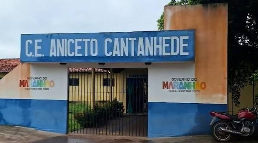 Professora é condenada a mais de três anos de prisão por chamar aluno negro de 'carvãozinho'