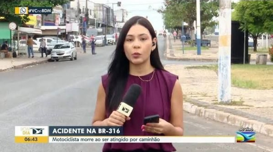 tre moto e caminhão na BR-316 em Zé Doca