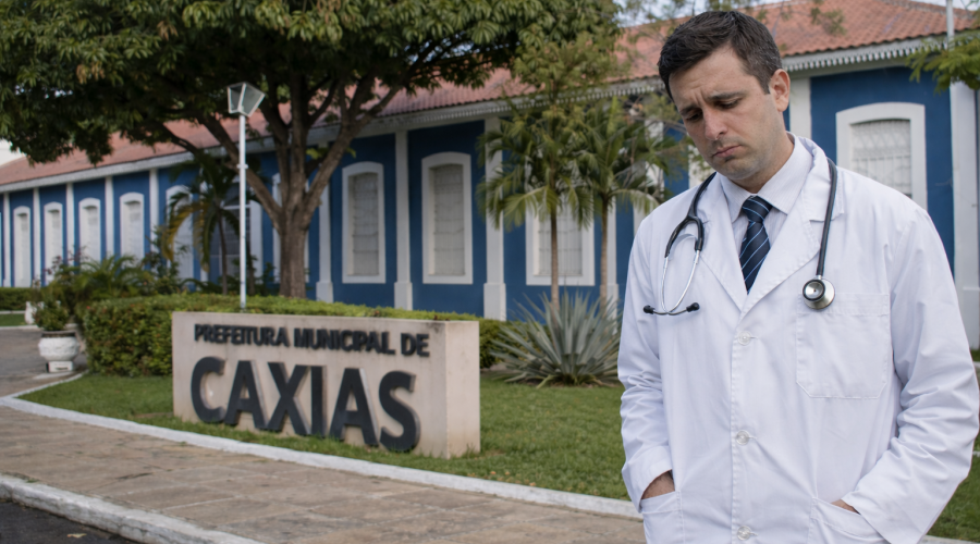 Crise na saúde de Caxias expõe gestão Gentil Neto e leva médicos ao limite
