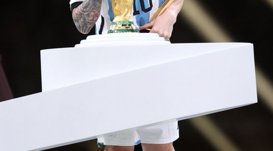 Com Messi eleito craque, Argentina domina prêmios da Copa do Catar