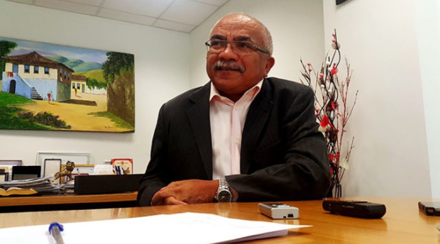 Em Brasília, fundador do Partido dos Trabalhadores defende a filiação de Waldir Maranhão ao PT