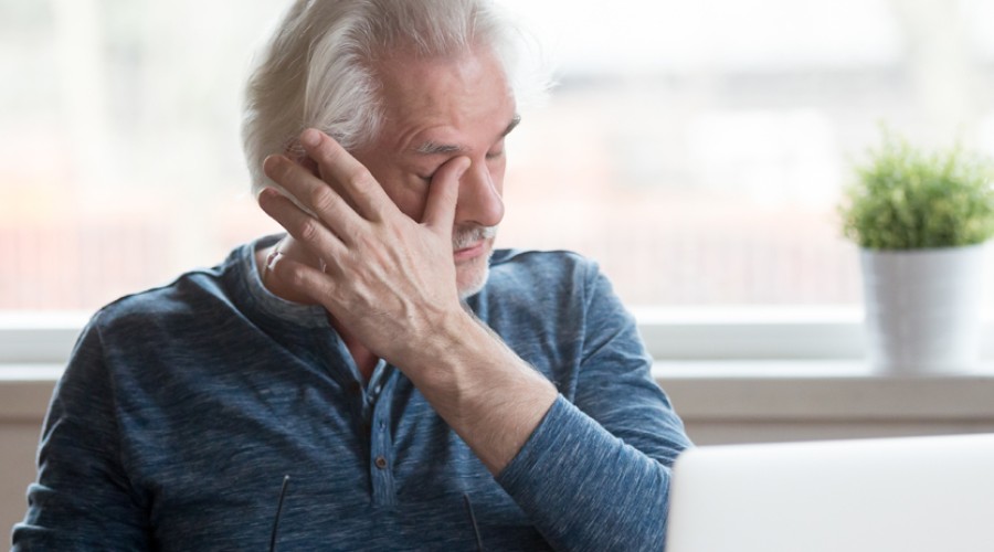 Olho tremendo: o que pode ser?