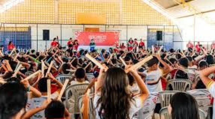 Caravana Sinta o Som leva espetáculo inspirado em Luiz Gonzaga para cidades do Maranhão