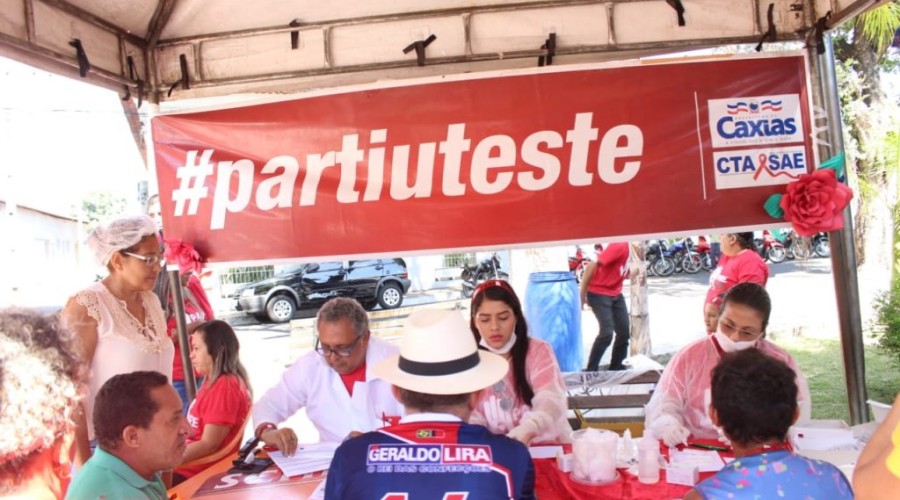 SAÚDE – Campanha Dezembro Vermelho é aberta na Feirinha da Gente e segue com ações durante todo o mês