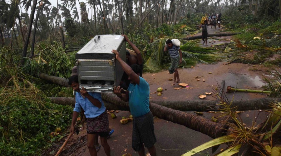 Passagem de ciclone no sul da Índia deixa pelo menos 11 mortos