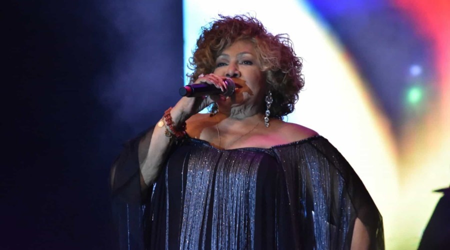 Alcione faz grande show em Lisboa e encanta portugueses: 