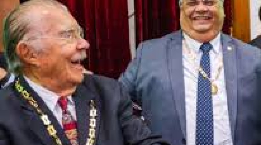 Vídeo: Sarney mandou Lula tirar Dino da política, diz ex-governador