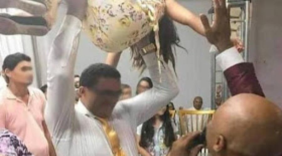 Pastor joga mulher ao chão para curá-la e ela fica tetraplégica