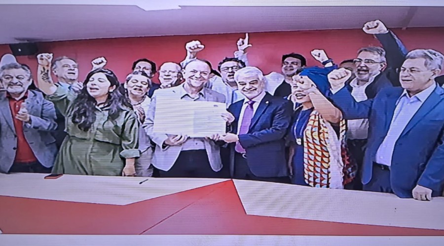 PT quer disputar governos do MA e 9 estados e disputar o Senado em 17