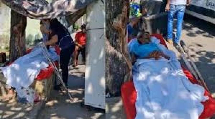 Paciente idoso recebe alta e é deixado por hospital em campo de futebol com acesso no braço