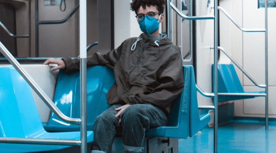 Máscara de pano não protege contra a Ômicron: Veja modelos melhores