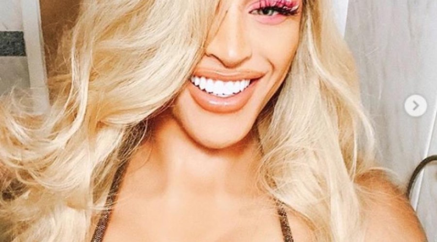 Com seios gigantes, Pabllo Vittar surge de loira fatal com decotão