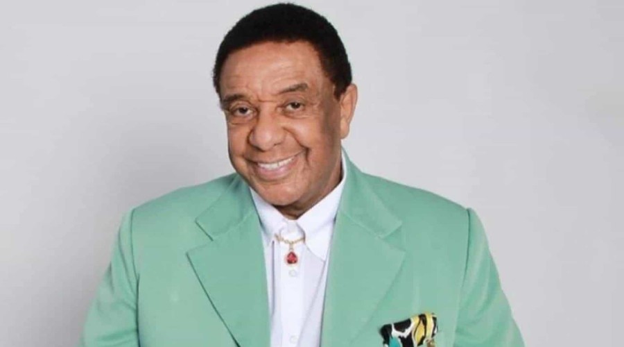 Com Covid-19, Agnaldo Timóteo segue na UTI e tem quadro considerado grave