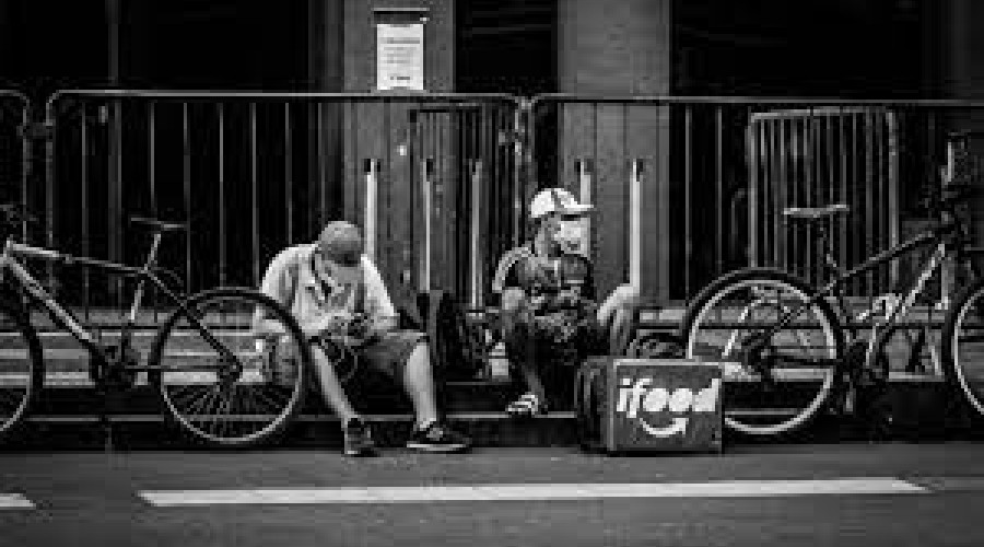 Estudo de Harvard lista as profissões “mais infelizes” do mundo