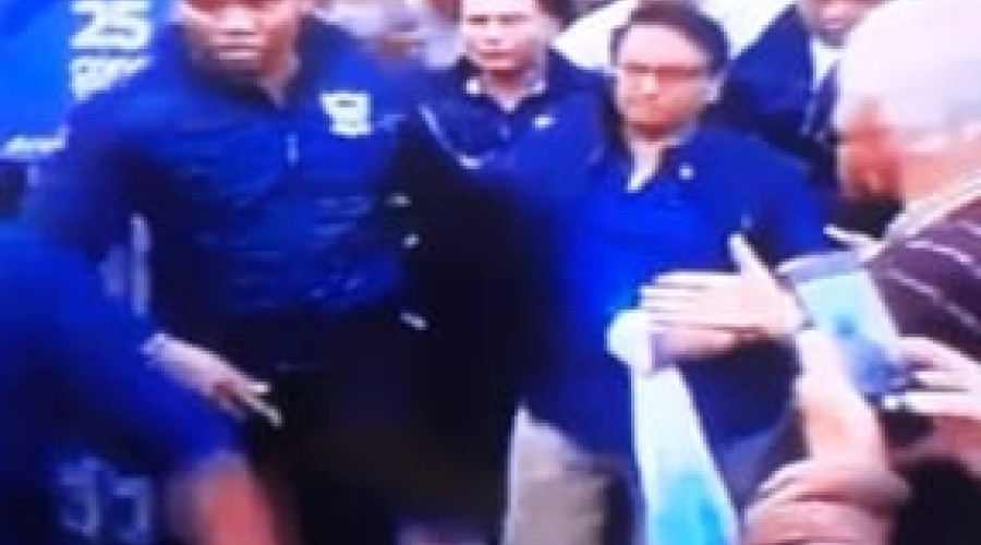 VIDEOS DO TIROTEIO: Candidato à Presidência do Equador é assassinado com 3 tiros na cabeça, faltando 11 dias para eleição