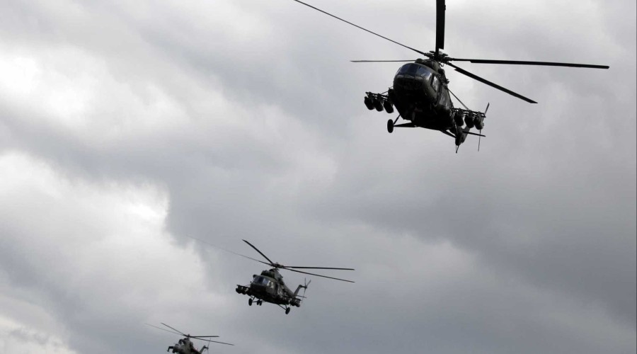 Acidente com dois helicópteros militares provoca cinco mortos