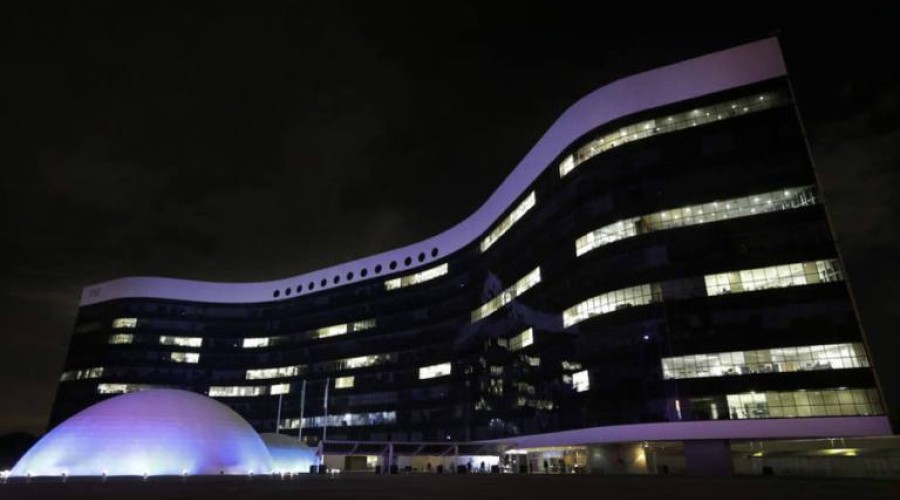 Fraude em cotas para mulheres cassa vereadores, mas ações contra deputados ficam travadas