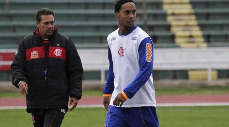 Depois de Ronaldinho no PRB, Vanderlei Luxemburgo se filia ao PSB